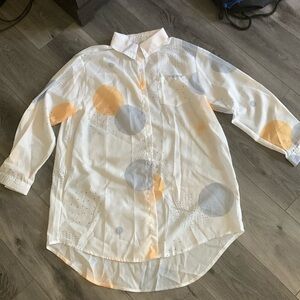 Women’s blouse white with blue and yellow dots 1xl